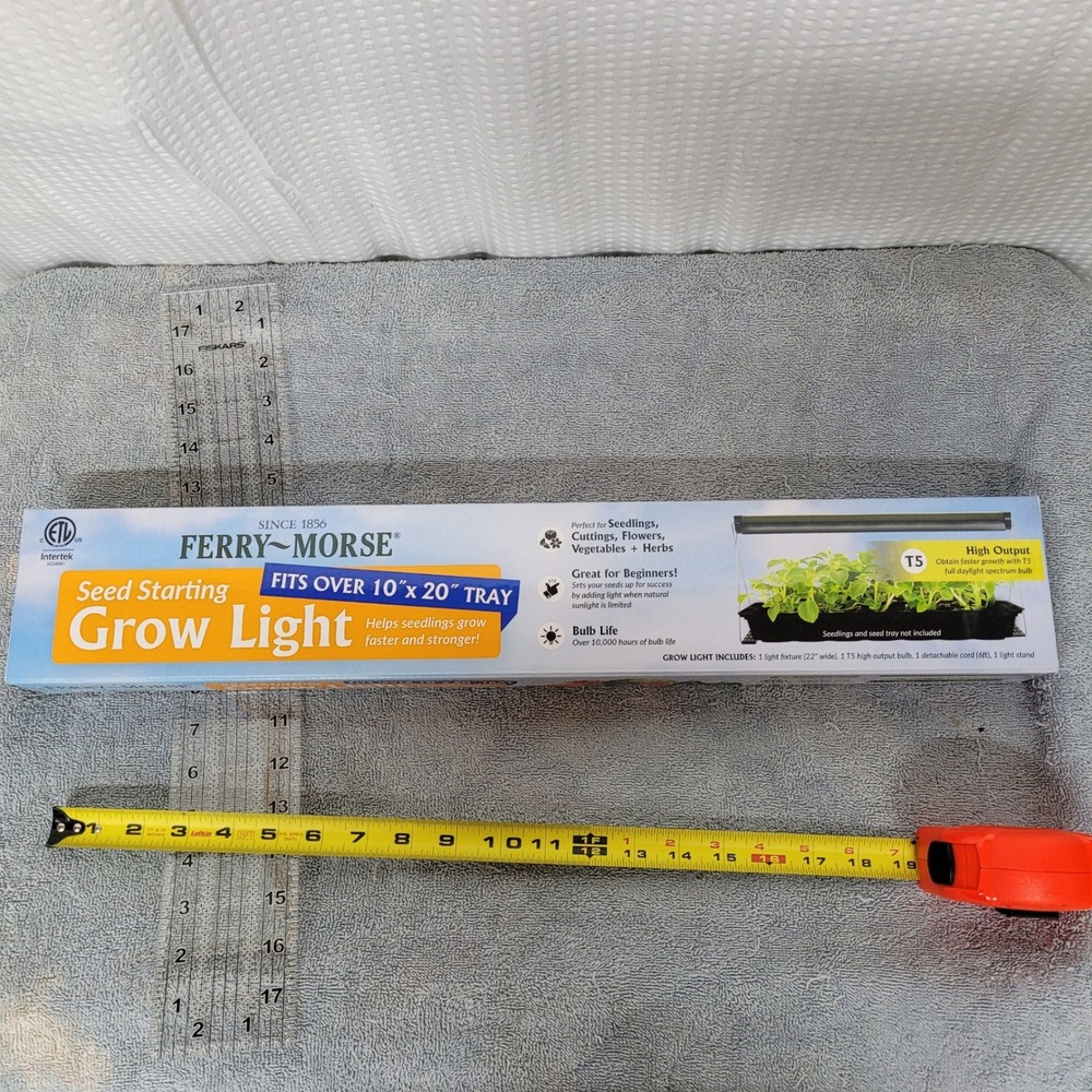 Ferry-Morse‎ T5 High Output Seed Starting Grow Light 22" Full Spectrum 6400K